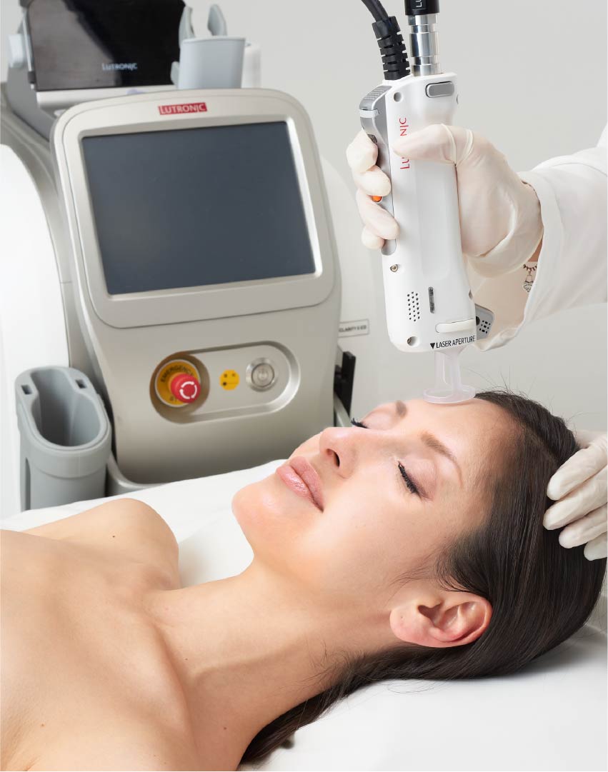 Aparatura-Laser-pentru-Medici-Dermatologi